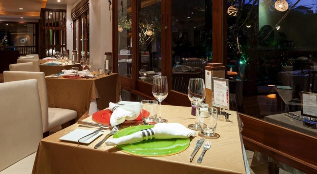 Ayara Hilltops - Adults & Young Adults 16+ Only Phuket Esterno foto